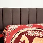 Apartamento Ouro Negro