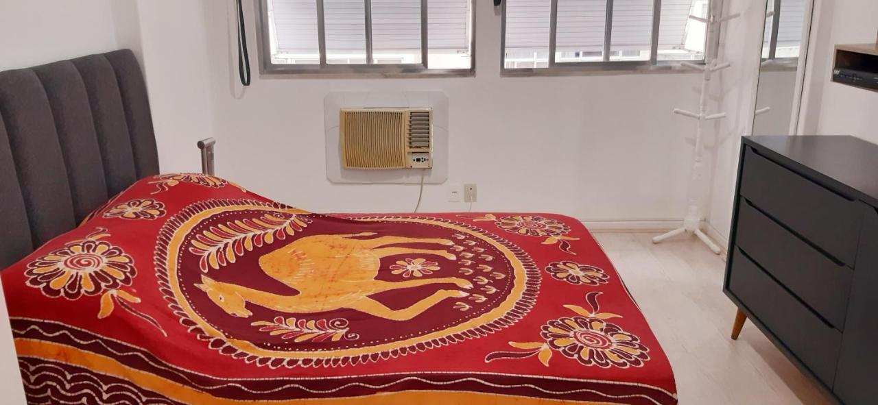 Apartamento Ouro Negro *